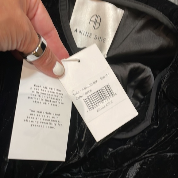 Anine Bing Long Quilted Black Crushed Velvet Coat with Snap Buttons & Padding - Picture 13 of 16